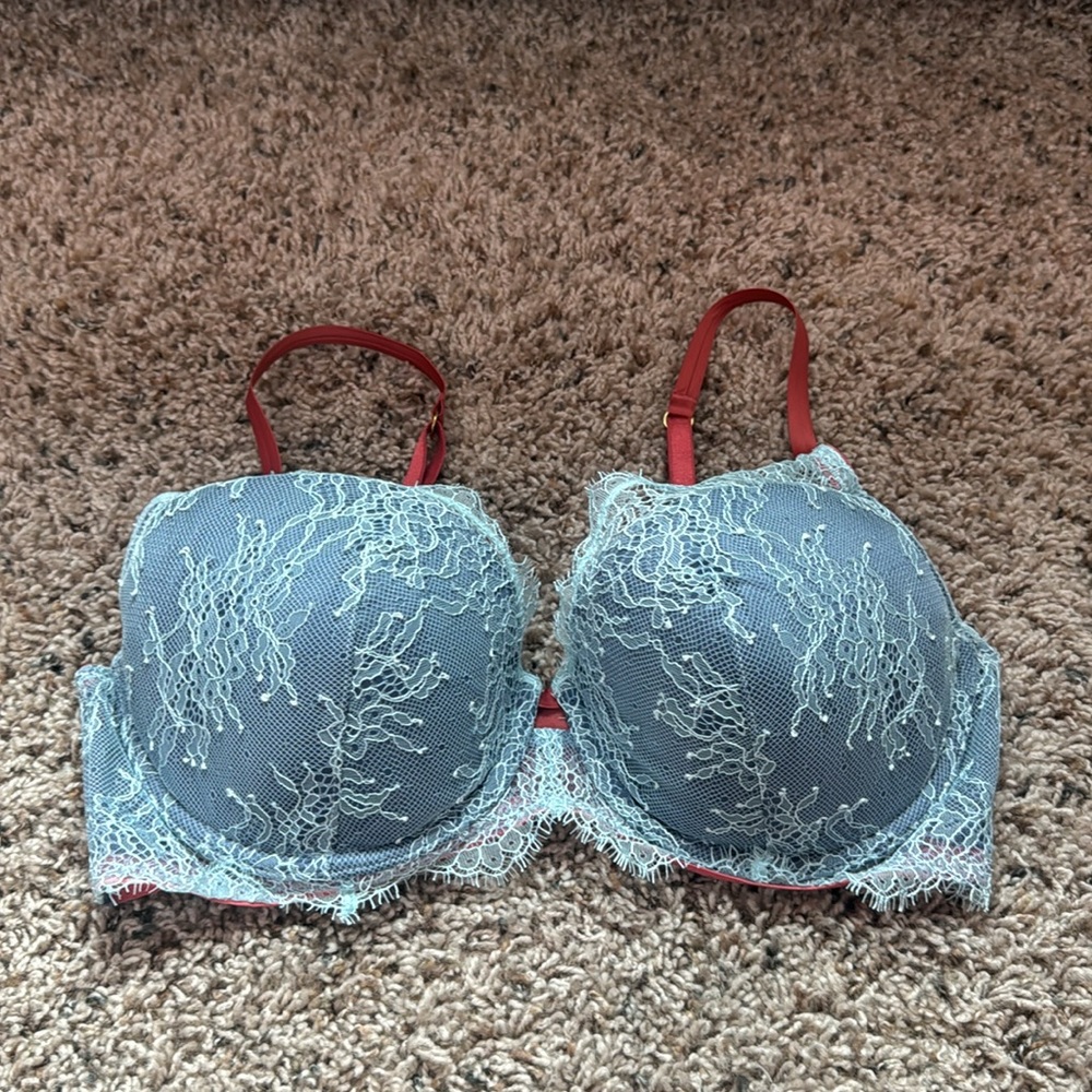 Victoria’s Secret Bra Bundle - Picture 8 of 12